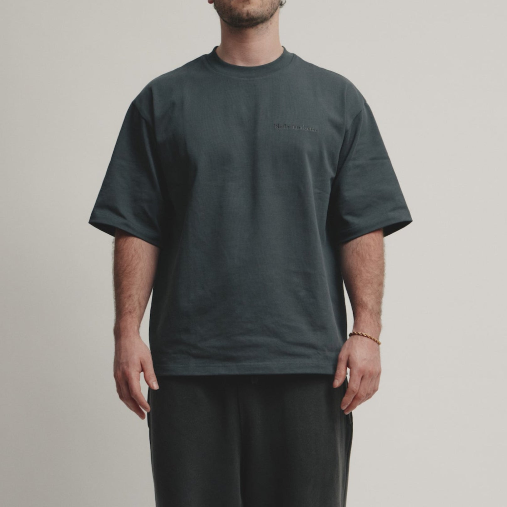 Boxy heavyweight tee (Graphite)
